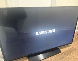 50” SAMSUNG TV