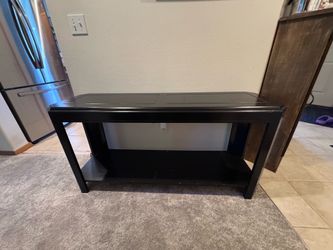 SOFA TABLE