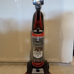 Bissell Clean view Upright Vaccum 