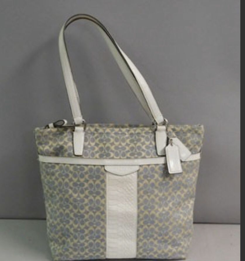 COACH CHAMBRAY WITH IVORY JACQUARD TOTE F28927