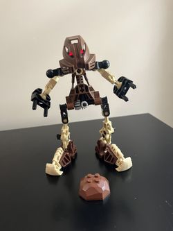 LEGO Bionicle Pohatu Set 8531 - 98% Complete 48/49 Pieces -No Instructions- 2001