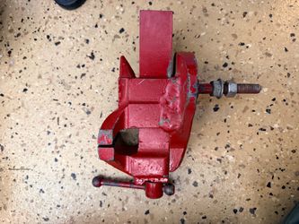 Tool metal vice $20 for work tool bench