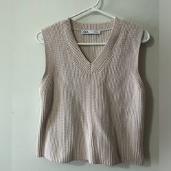Zara Knit  Vest
