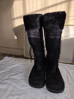 Pair Of Women's Size 9.5 Medium Sonoma Tall Winter Boots