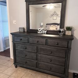 Dark Gray Dresser With Mirror 