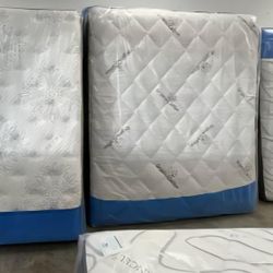 Single Twin Mattress 99 Full Double 159 Queen Bed 179 King 229 California King 229 Frame 69 XL Twin Mattresses Same Day Delivery Se Habla Espanol 