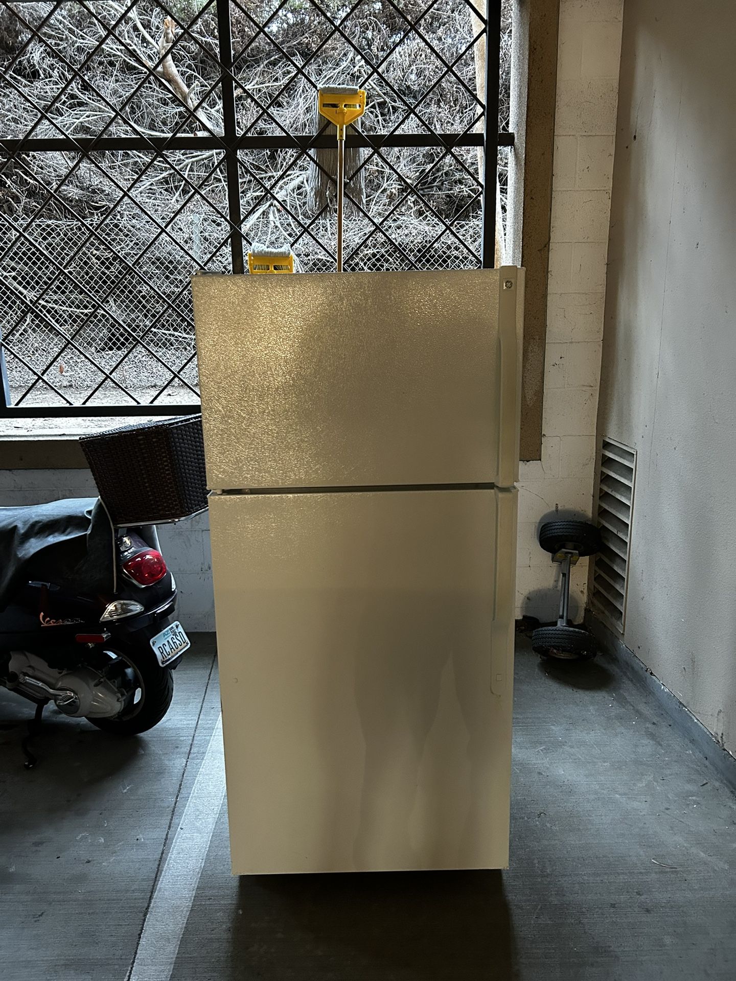 Ge Refrigerator