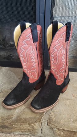 Justin®️ Men’s Cowboy Boots 🤠 