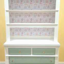 Bookshelf Hutch with  Dresser Drawers