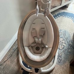 Maxi Cosi Cassia Baby infant 5 speed 360 swing