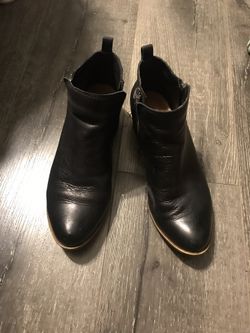 Black leather boots 8.5