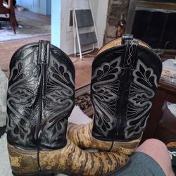 Python Snake Boots Tony Lama  Size 8.5