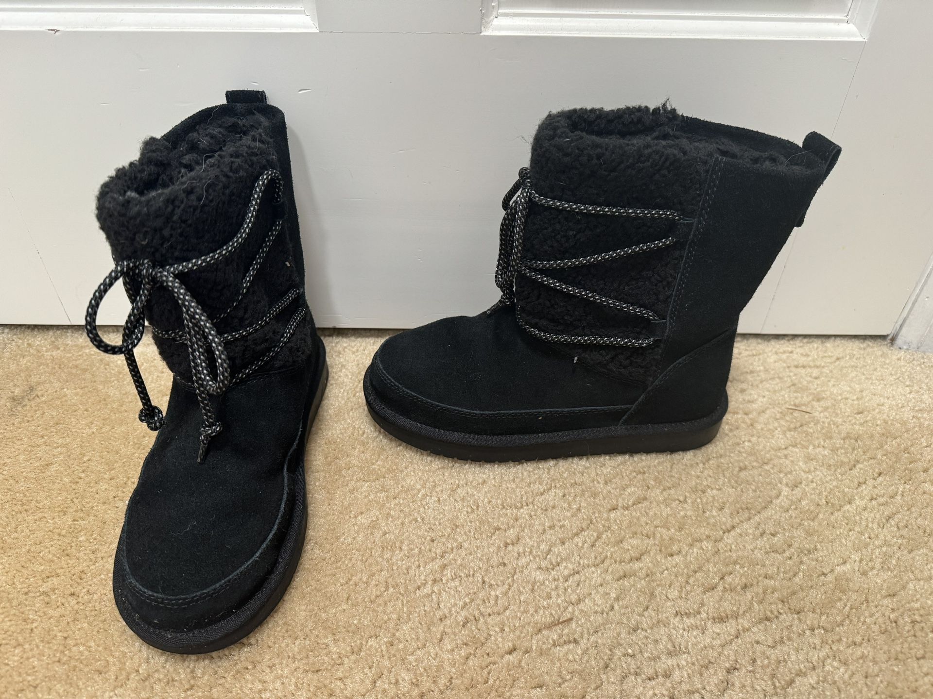 Koolaburra by UGG Black Boots. Size 1.