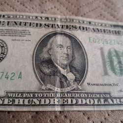 Taking offers on this 1934 One Hundred Dollar Federal Reserve Note with light green seal. It is circulated  no rips or writing. I will sell it to the 