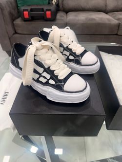 Amiri Black and White Low-Top Sneakers women size 40 eu 9 in us