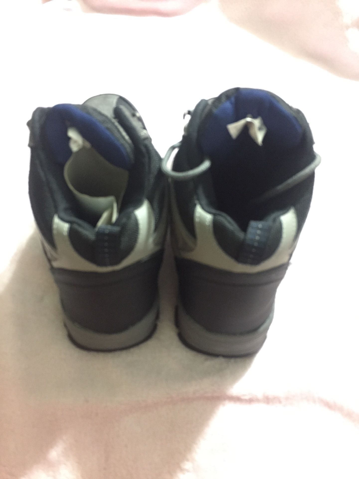 Steel toe shoes