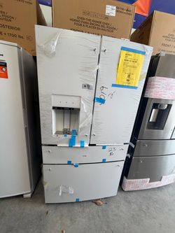 Café French Door Refrigerator with AutoFill Water Dispenser