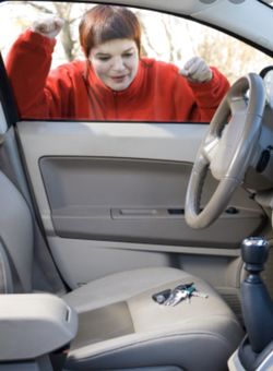 Lock outs/ Car lock outs/ Cerrajero