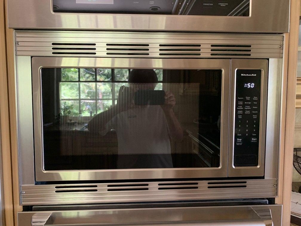 KitchenAid Stainless Steel: KMCS3022GSS3