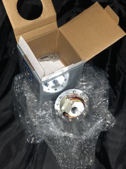 Steering wheel hub