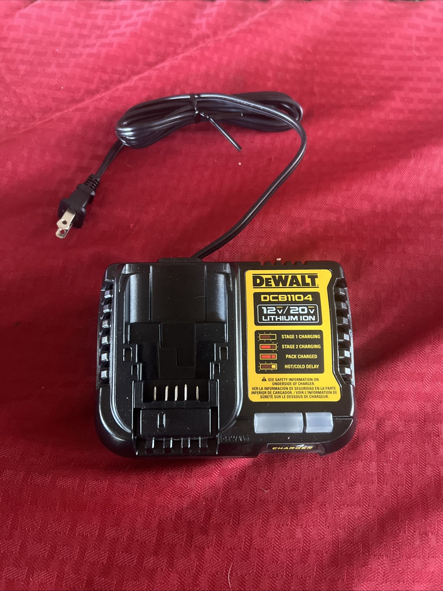 DEWALT 4 Amp Battery Charger 12V & 20V Volt MAX Li-Ion DCB1104 (OB)