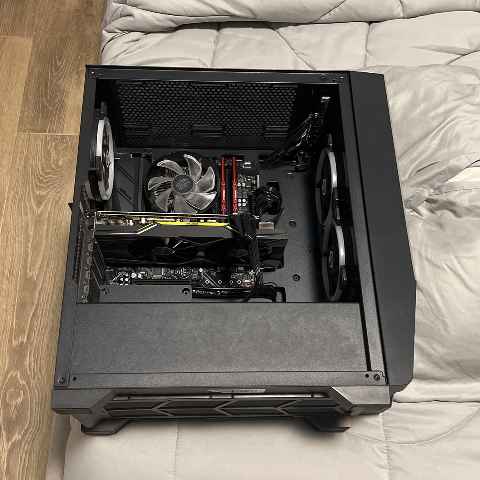 Pc radeon 5700xt cpu ryzen 7 3700x 16gb ramplus 240 hz alienware