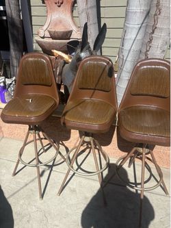 3 Vintage Bar Stools $30 for all 3