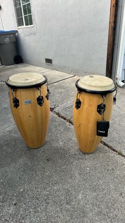 Congas with stand