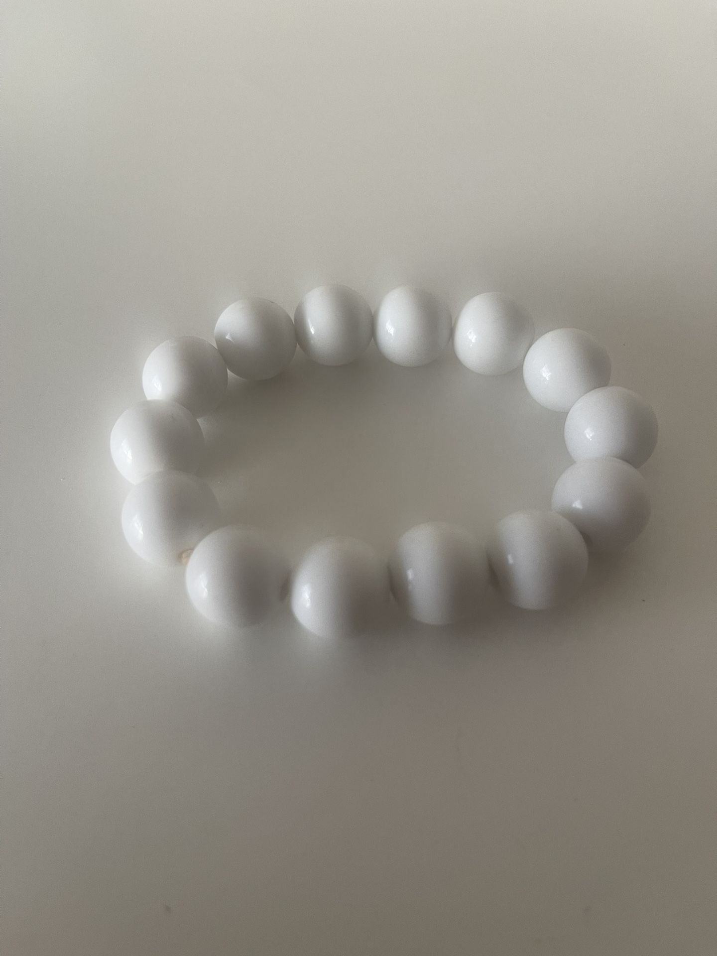 Women’s White  Beaded Bracelet