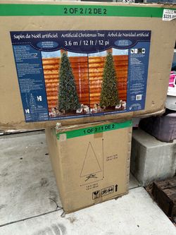 12 ft Pre-Lit Artificial Christmas Tree