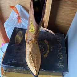Botas Piel De Caiman Con Cinto De Piel