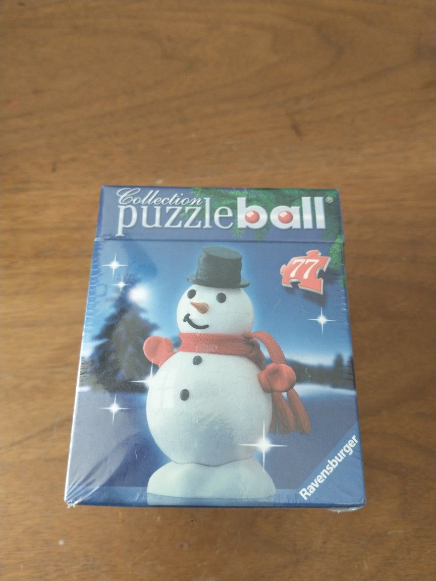 3D Puzzle Ball Christmas Snowman Ornament 77 pieces Ravensburger