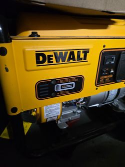 DeWalt DXGNR4000 Portable Generator