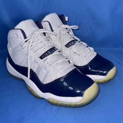 Size 6.5 (GS) - Jordan 11 Retro High Win Like '82