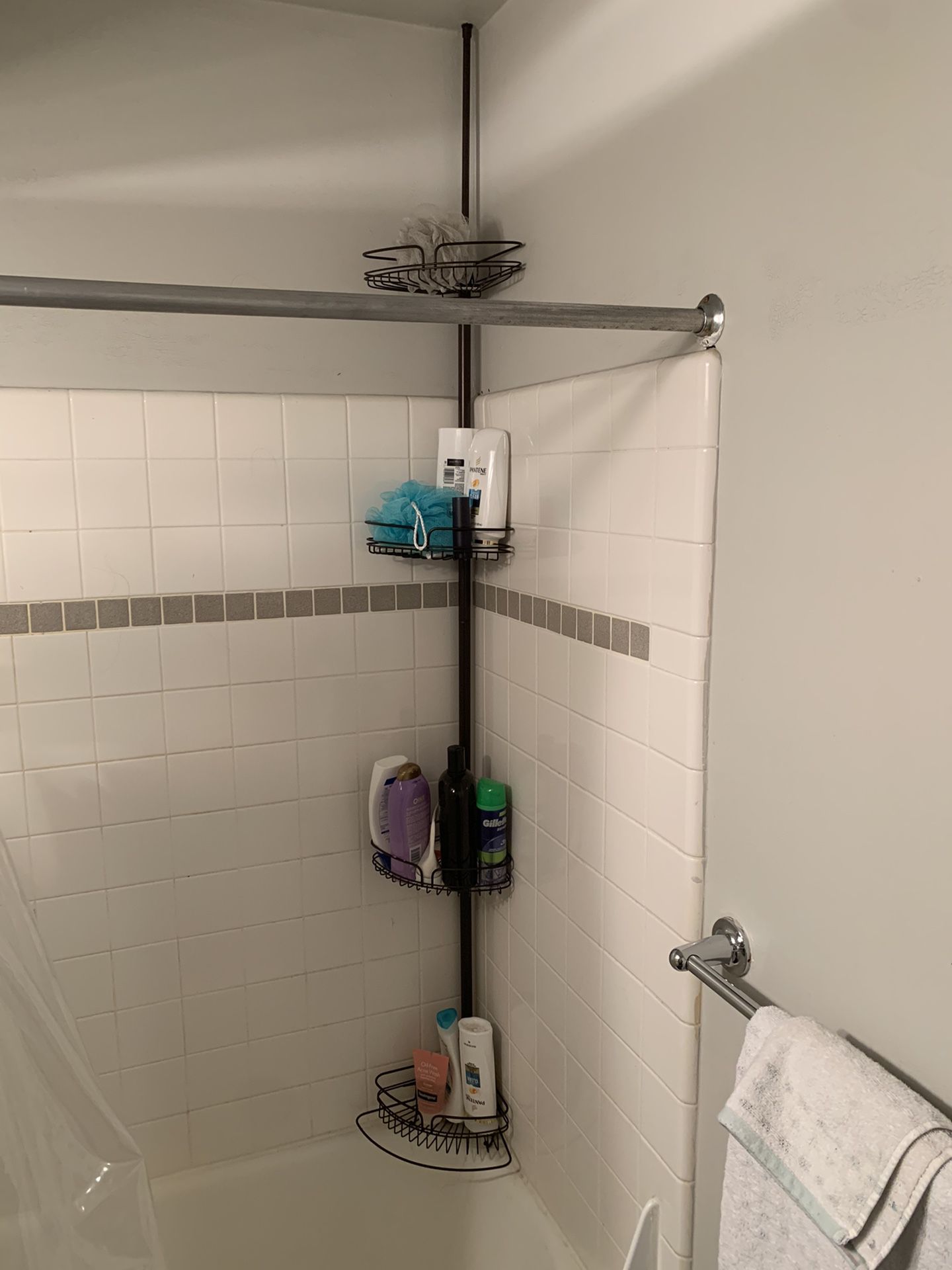 Shower shelf! 4 shelves included. Adjustable size.