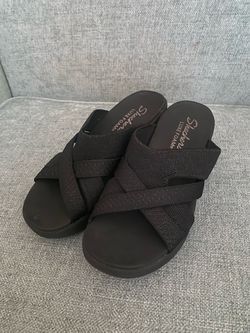 Sketchers sandals