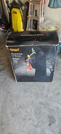 Halloween animatronic