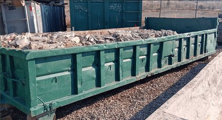 10 YARD LOWBOY DUMPSTER