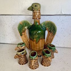 Vintage Ceramic Eagle Tequila Decanter And Shot Glasses Set