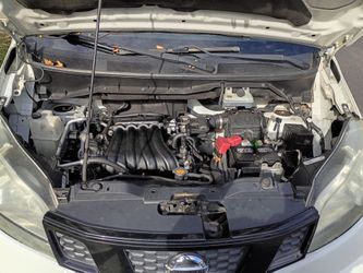 Nissan nv200