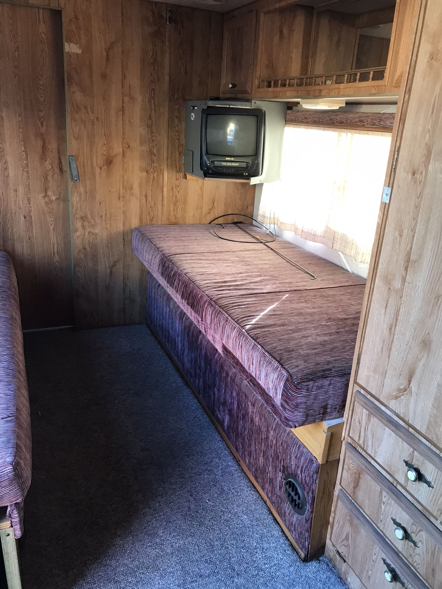 1989 Aljo travel trailer 24fta/cfully self contained No Title for