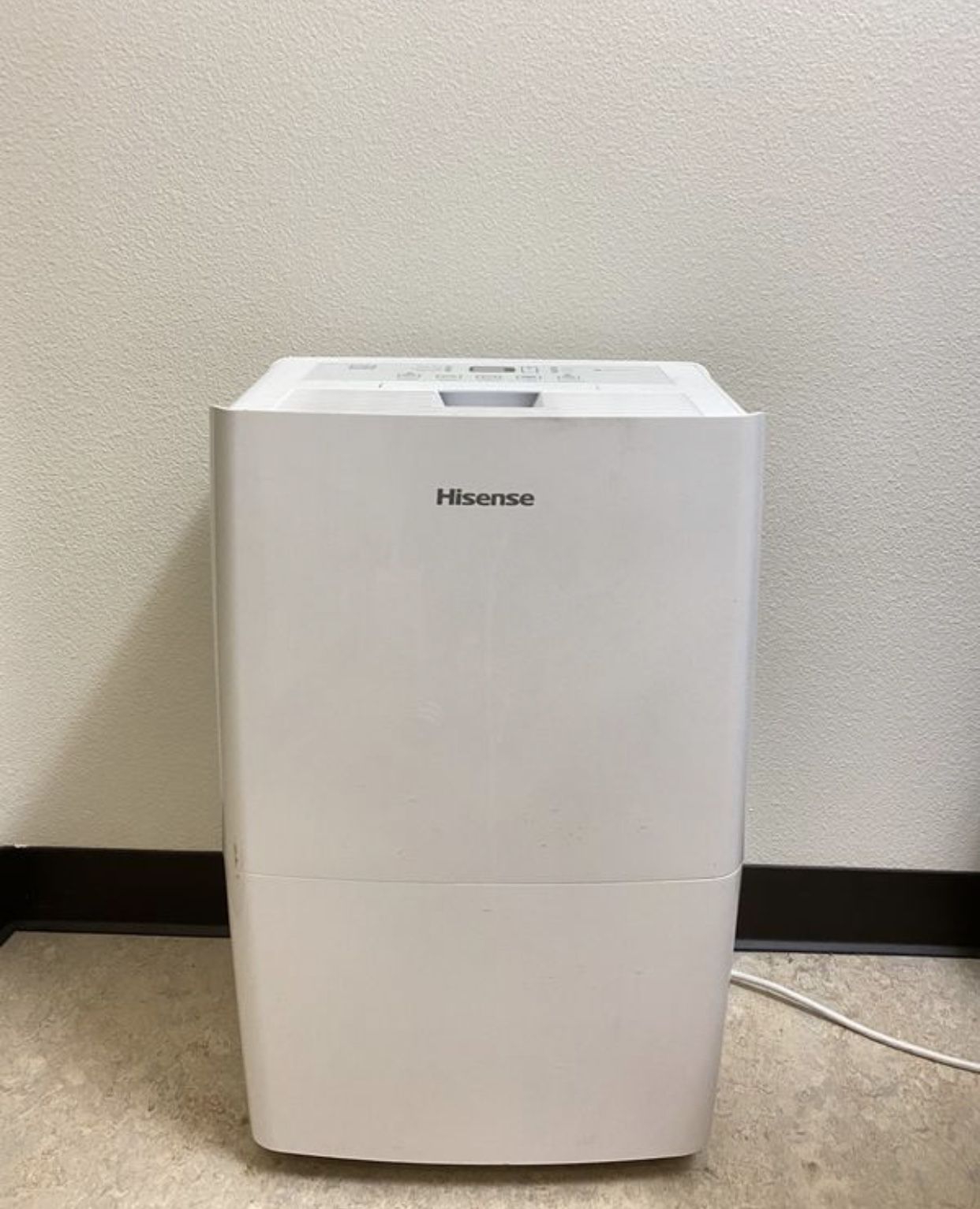 Hisense 50 pint Energy star 2 speed Dehumidifier (DH50K1W)