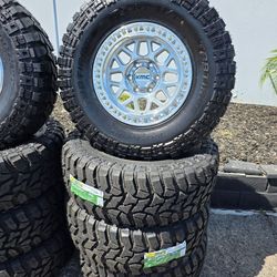 17" KMC rims w/ 35" TBB tires 35x12.50R17