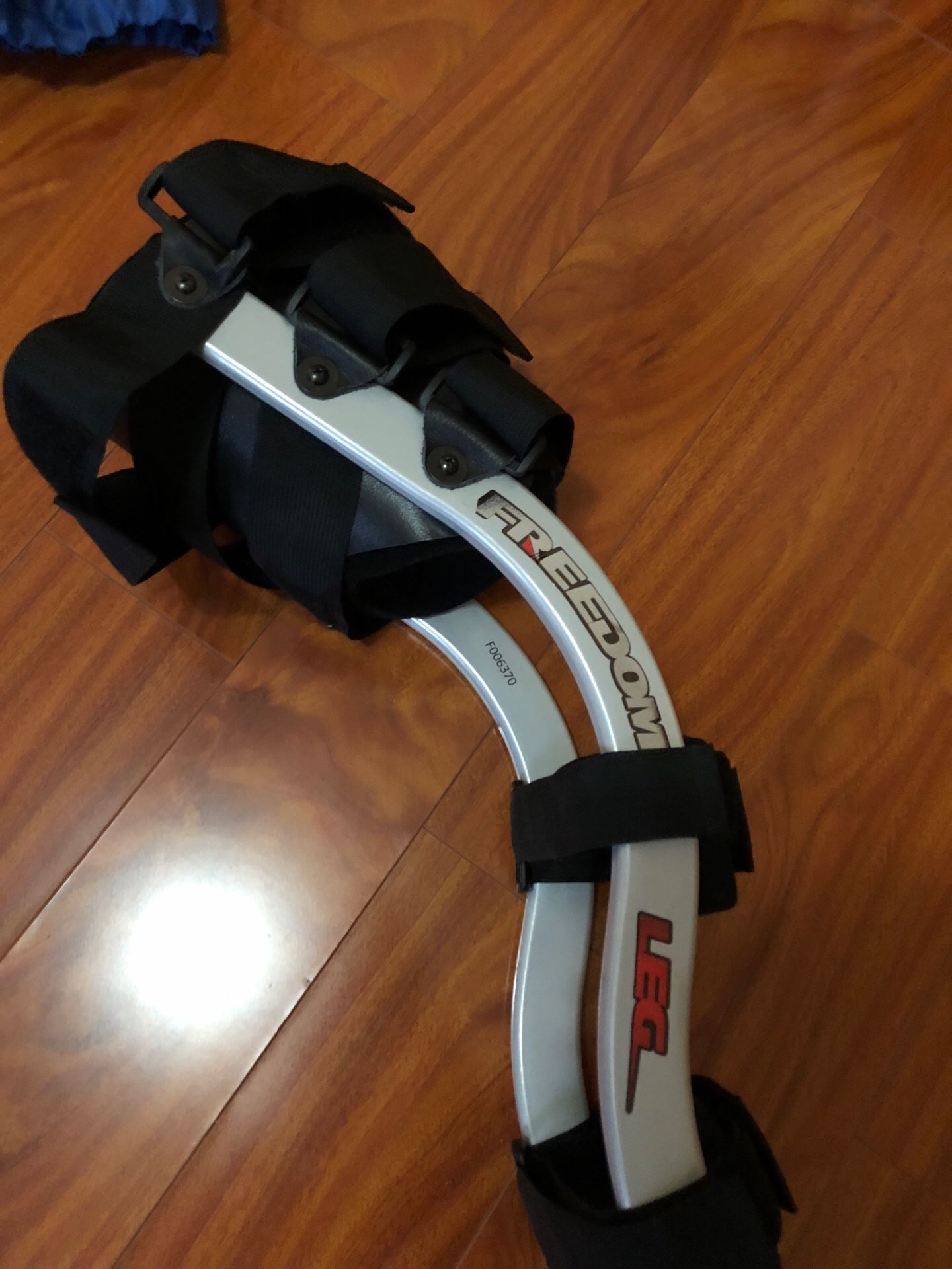 Freedom leg brace