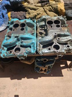 Pontiac intake manifolds