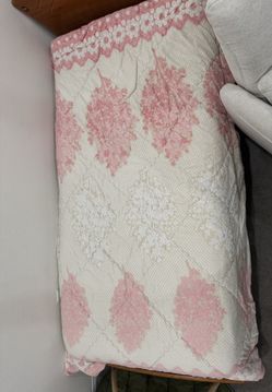 Twin Size Floral Blanket – Soft Microfiber, Pink & Cream