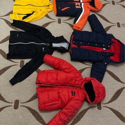 Kid boy jacket lot of 3 jacket and 2 sweater Nike Calvin Klein GẶP