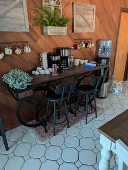 Bicycle Table With Stools