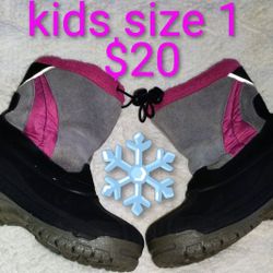 FIRM IN MERCED ‼️GIRLS SNOW BOOTS SIZE 1