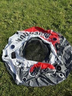 River Run flotation circle with cupholder